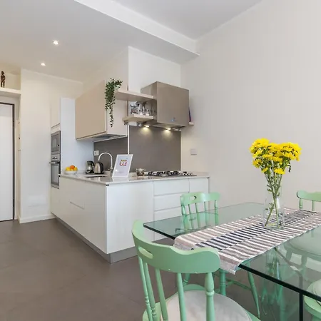 L'orizzonte - Con Vista Sulla Collina By Wonderful Italy Apartman *